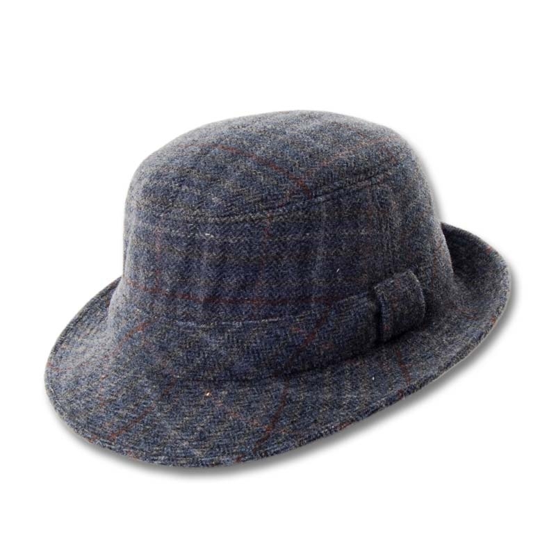 SOMBRERO LANA, FLEXIBLE, IMPERMEABLE. DISEÑO EN CUADROS.